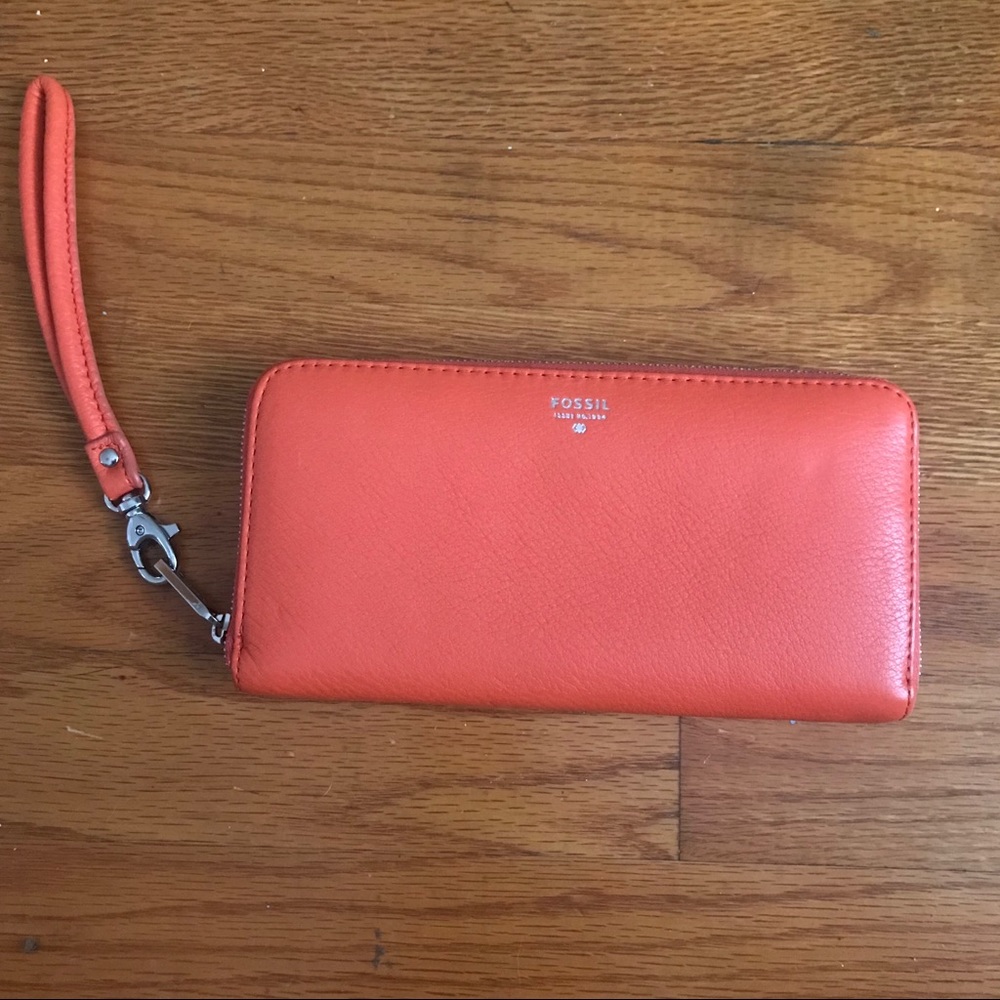 Fossil Sydney Zip Around Clutch Wallet
